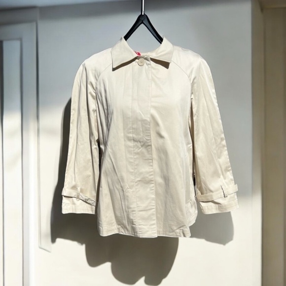 🌻Norma Kamali Tan Cream Collared Hidden Button Lightweight Jacket Size 10 - Picture 3 of 10